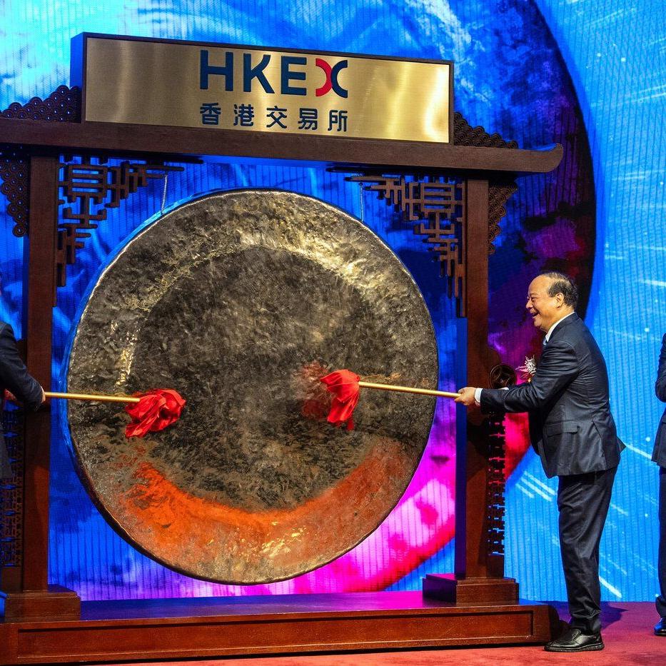 Shares in China's CATL, world's biggest EV battery maker, surge in Hong Kong after $4.6 billion IPO